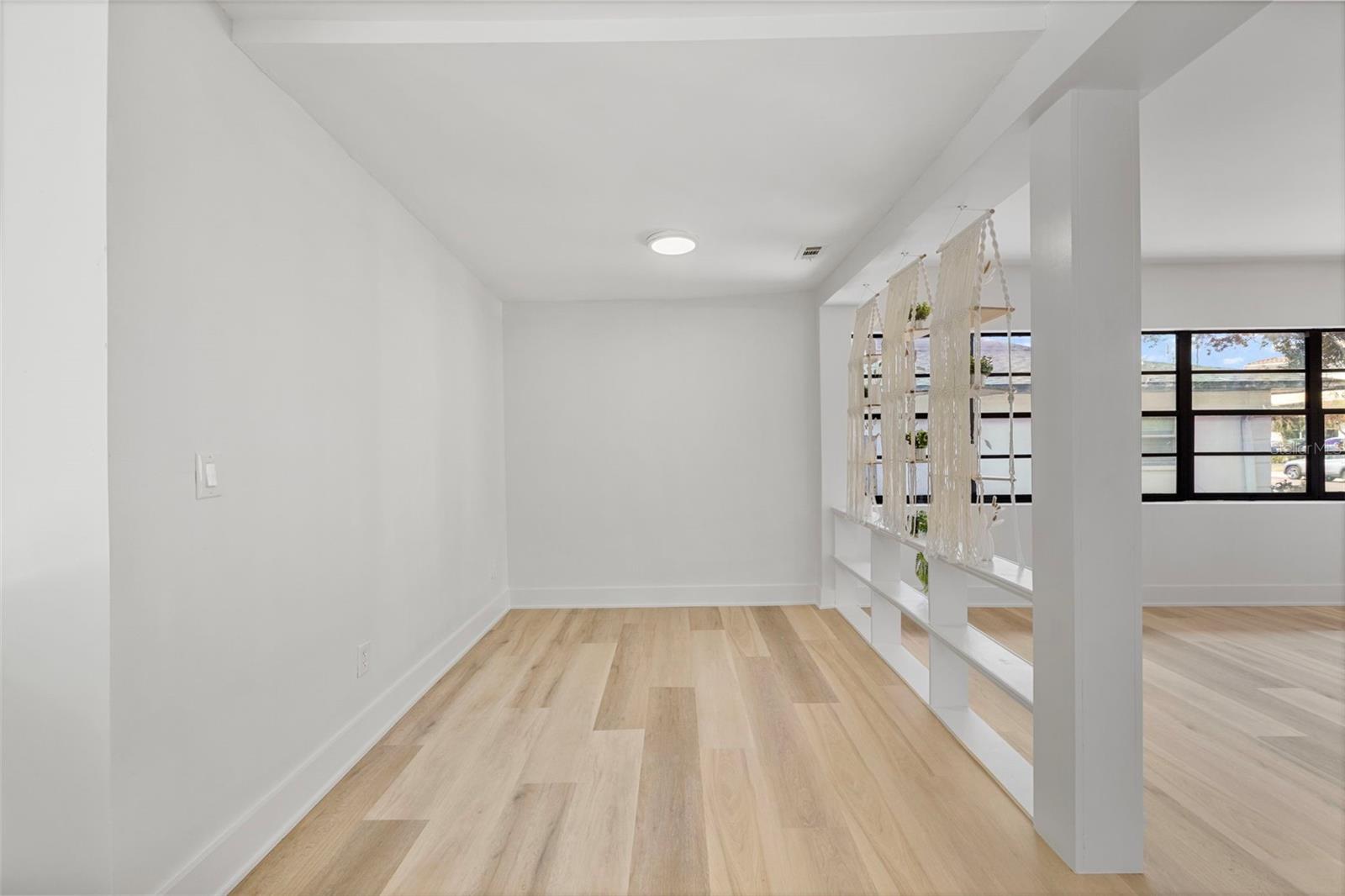 Image 41 of 89 For 3406 Swann Avenue