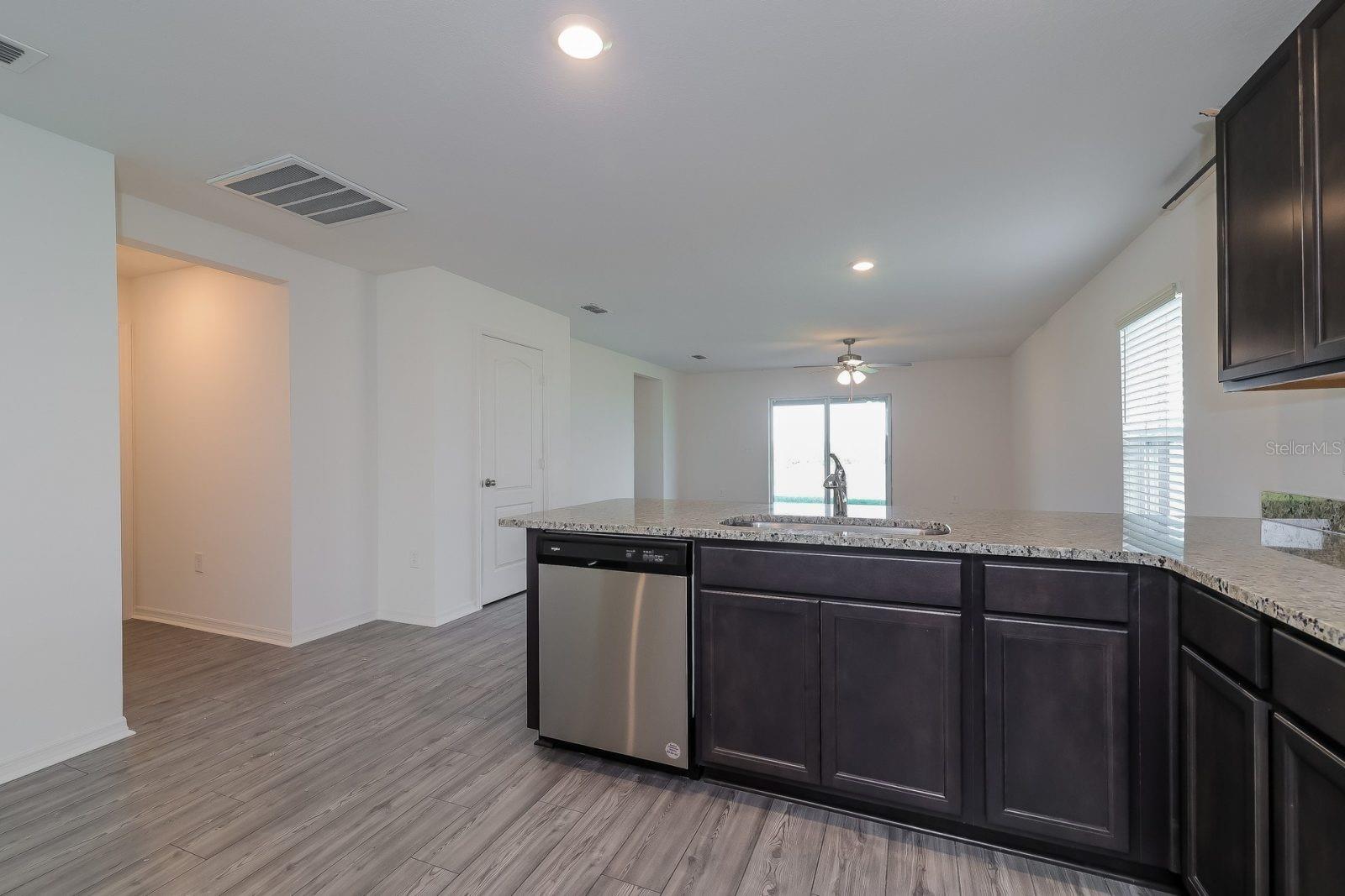 Image 2 of 12 For 429 Kensington View Drive