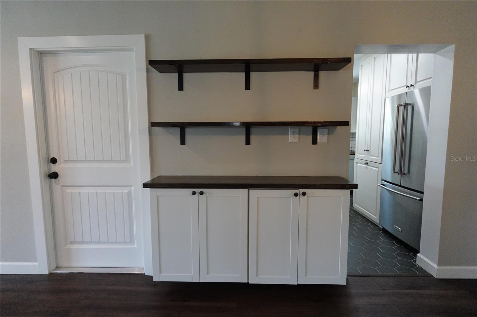 Image 19 of 31 For 2733 Woodland Hills Avenue