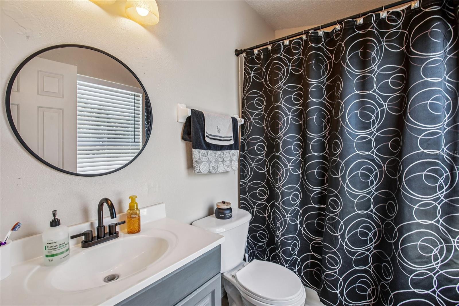 Image 14 of 27 For 1252 Beckenham Way