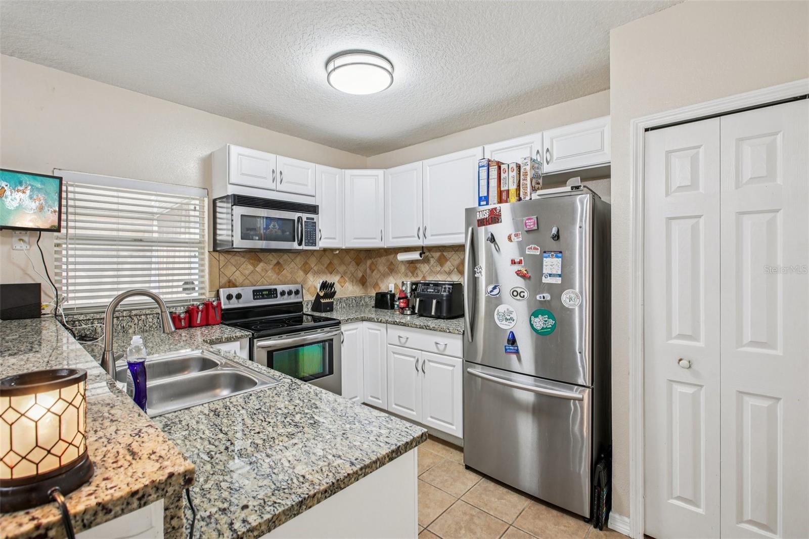 Image 9 of 27 For 1252 Beckenham Way