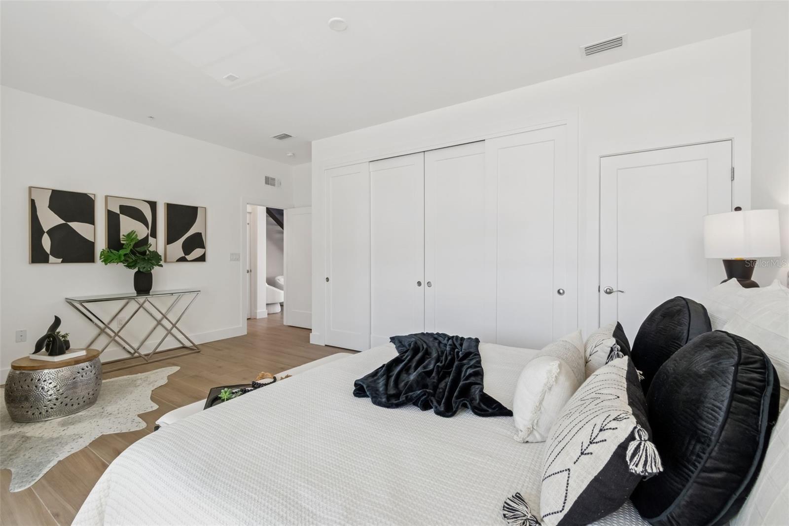 Image 21 of 100 For 1343 4th Street 202