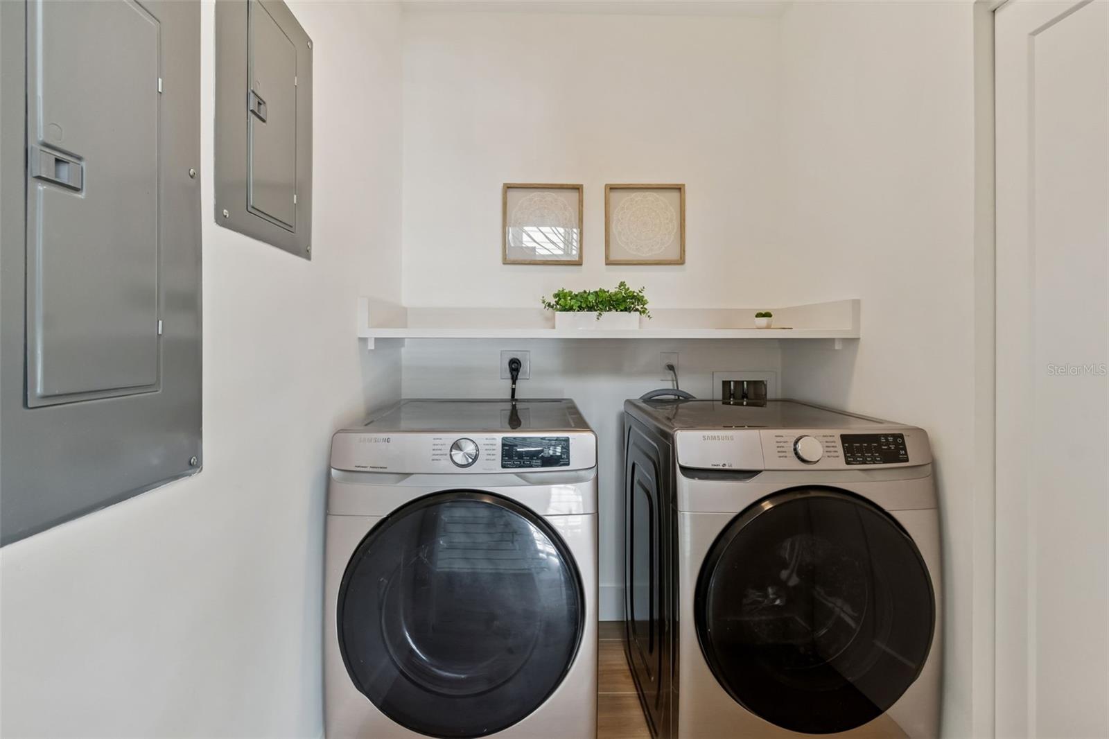 Image 52 of 100 For 1343 4th Street 202