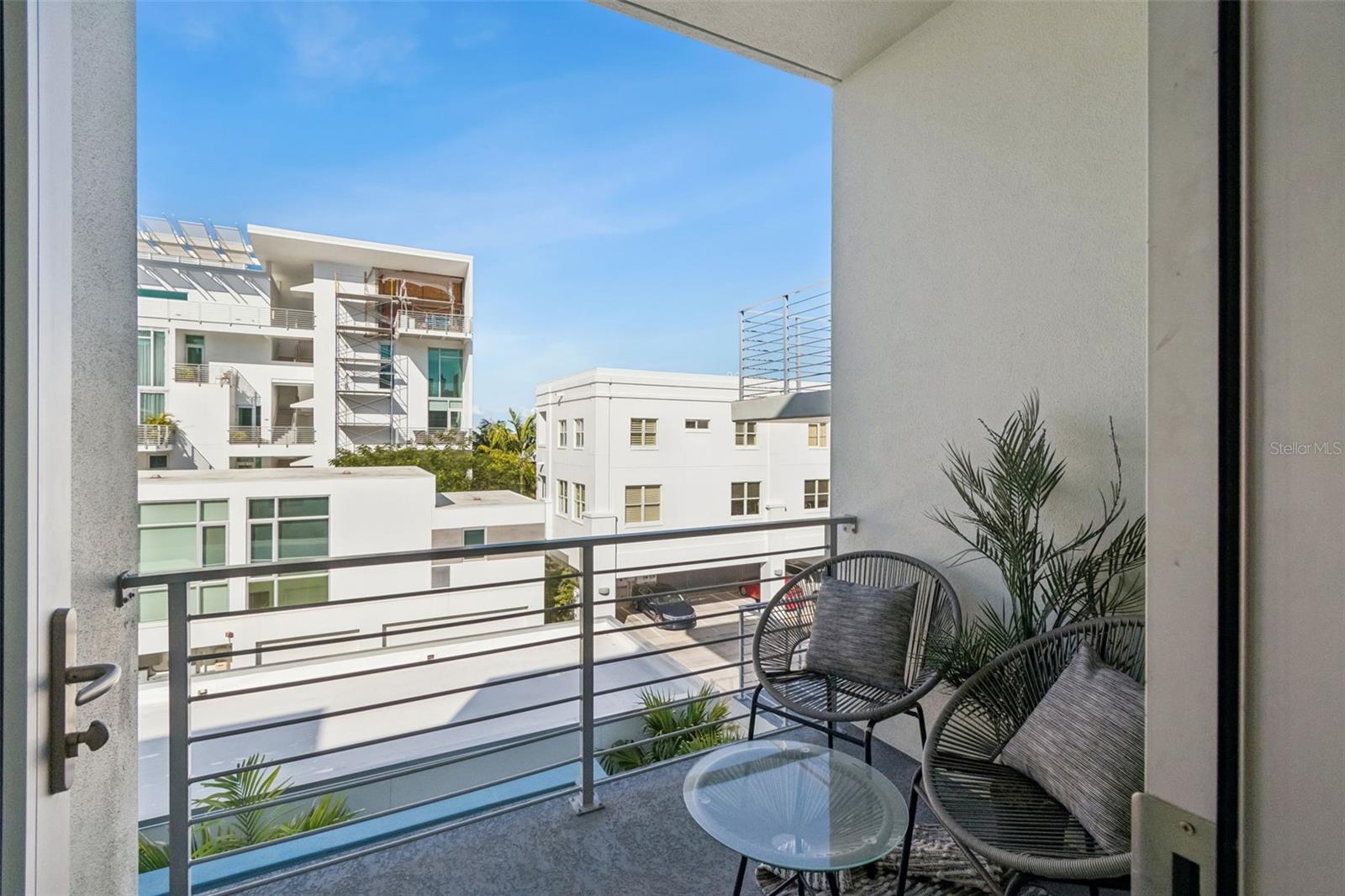 Image 56 of 100 For 1343 4th Street 202