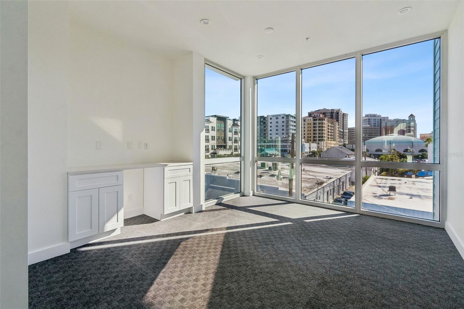 Image 80 of 100 For 1343 4th Street 202