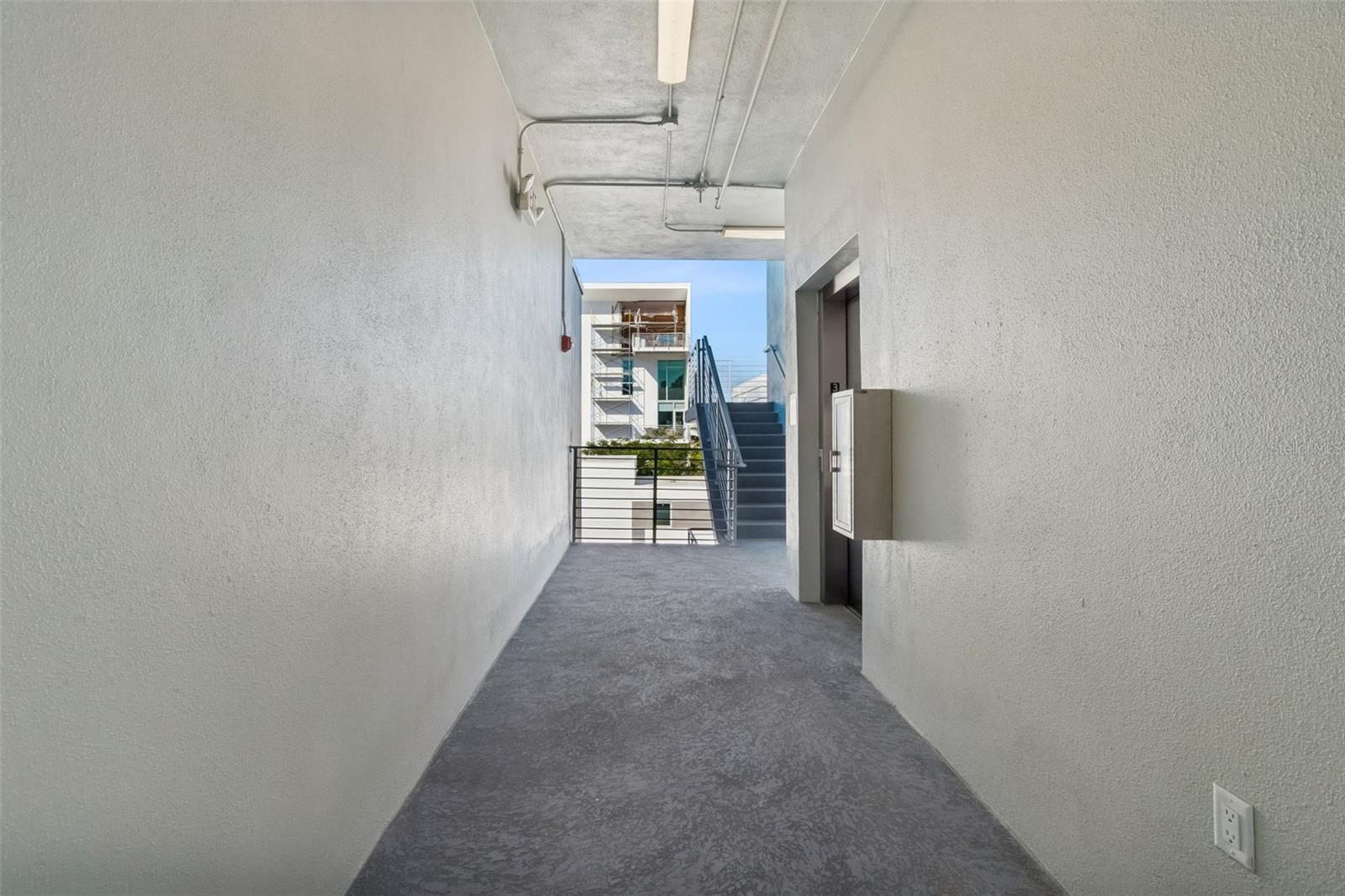 Image 84 of 100 For 1343 4th Street 202