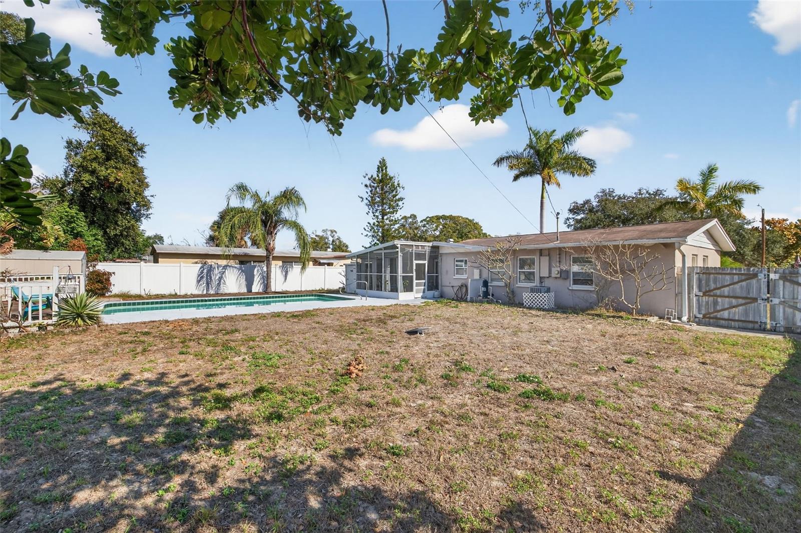 Image 19 of 20 For 15536 Bristol Circle E