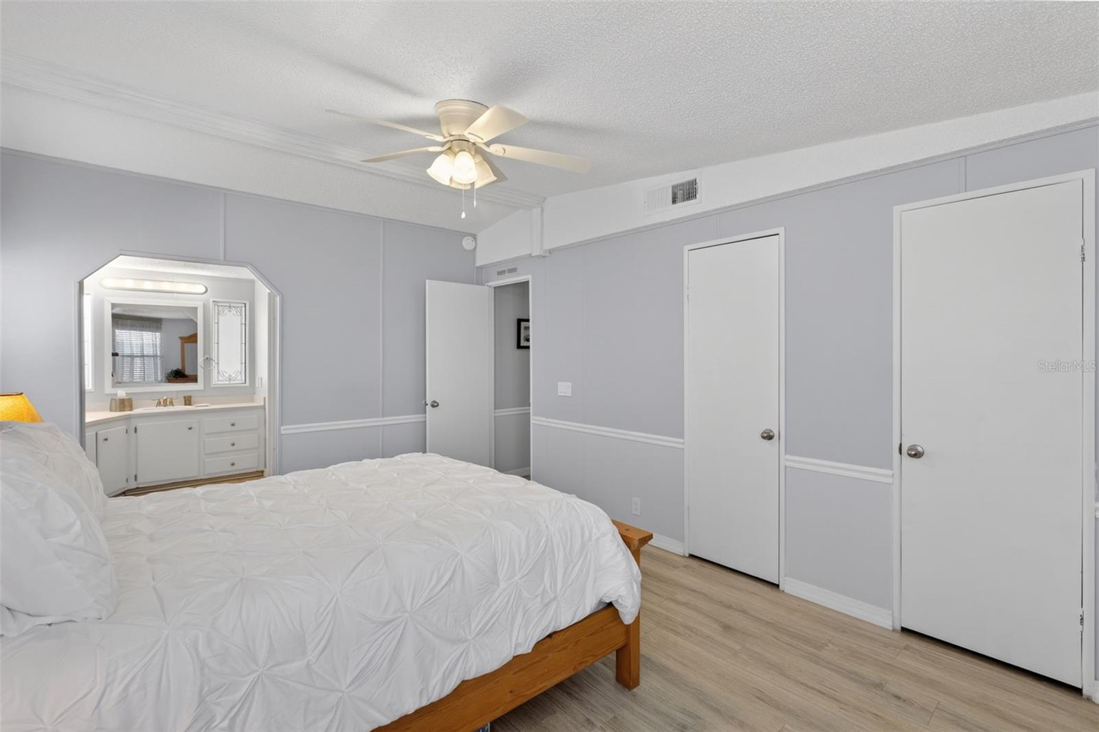 Image 18 of 74 For 537 La Playa Circle