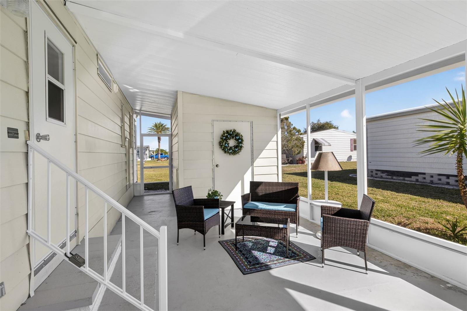 Image 4 of 74 For 537 La Playa Circle