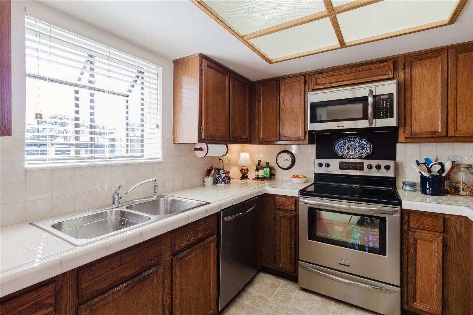 Image 12 of 36 For 1201 Hammock Pine Boulevard 1201