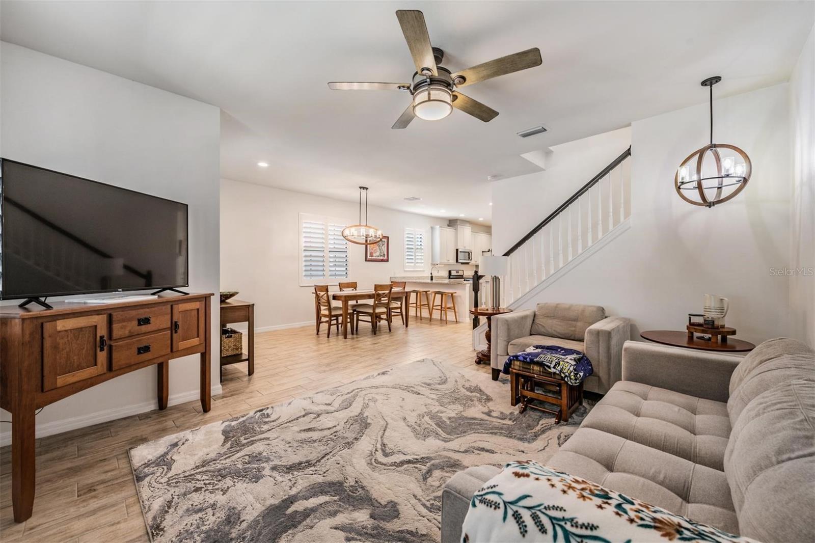 Image 10 of 43 For 5607 Hometown Lane