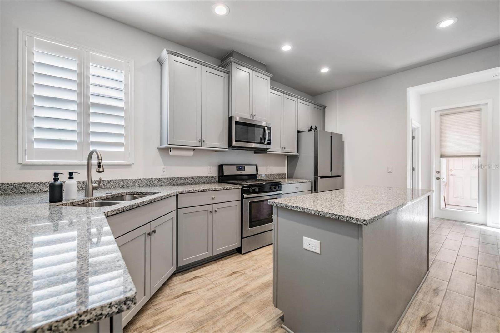 Image 15 of 43 For 5607 Hometown Lane