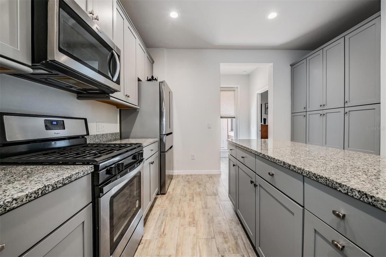 Image 17 of 43 For 5607 Hometown Lane