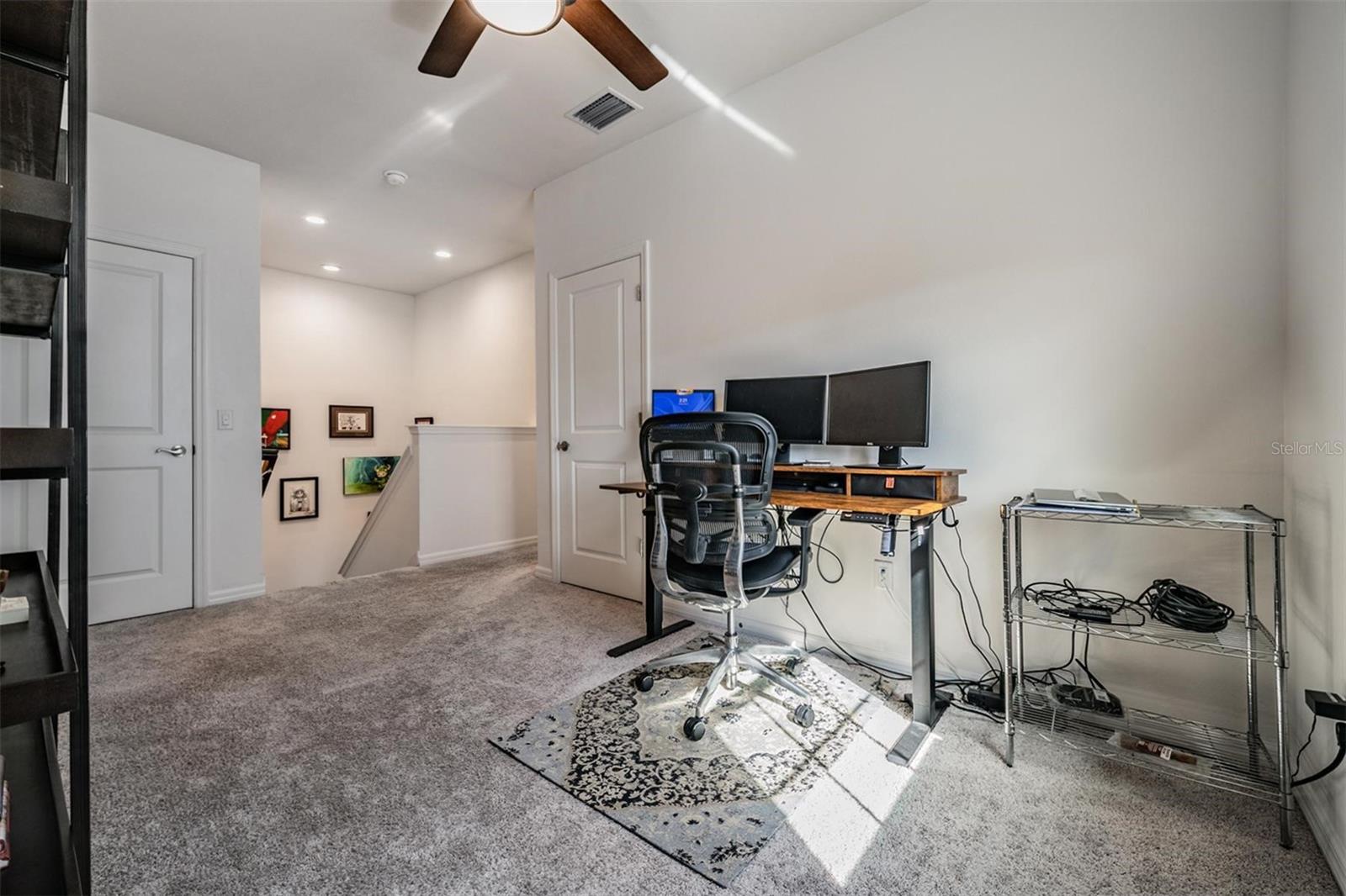 Image 27 of 43 For 5607 Hometown Lane