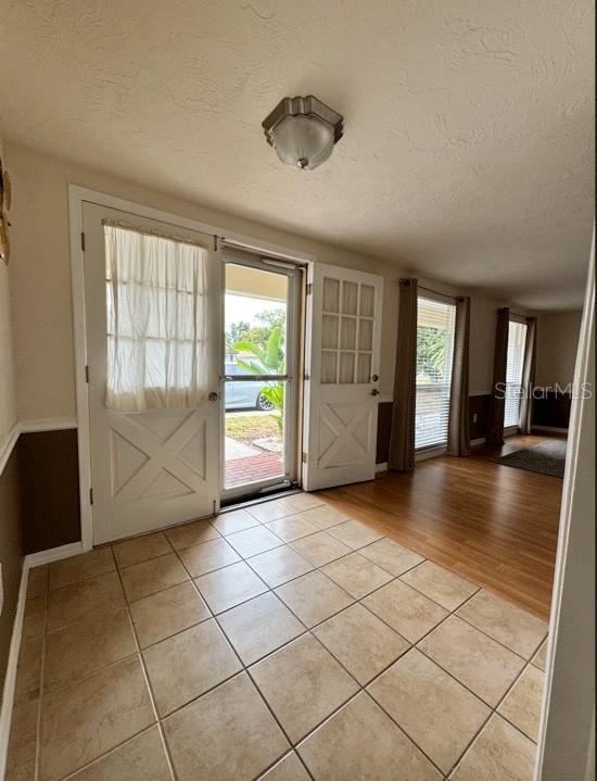 Image 4 of 13 For 8513 Sunflower Lane