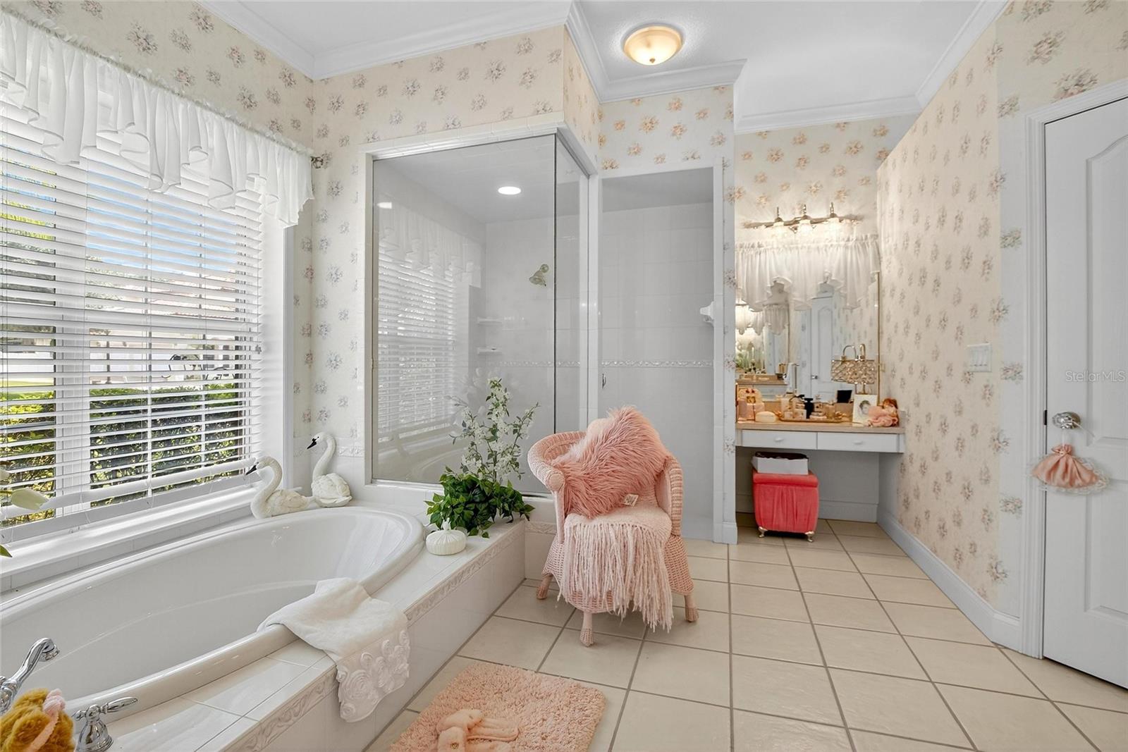 Image 11 of 30 For 940 Ashton Oaks Circle