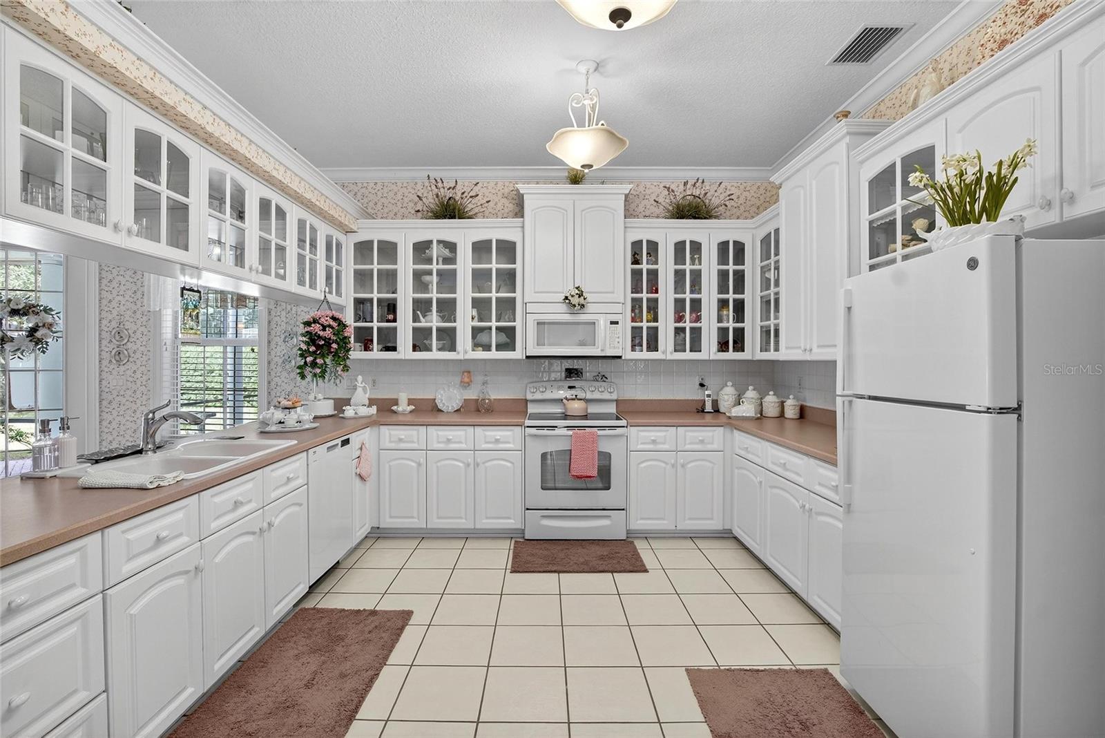 Image 18 of 30 For 940 Ashton Oaks Circle