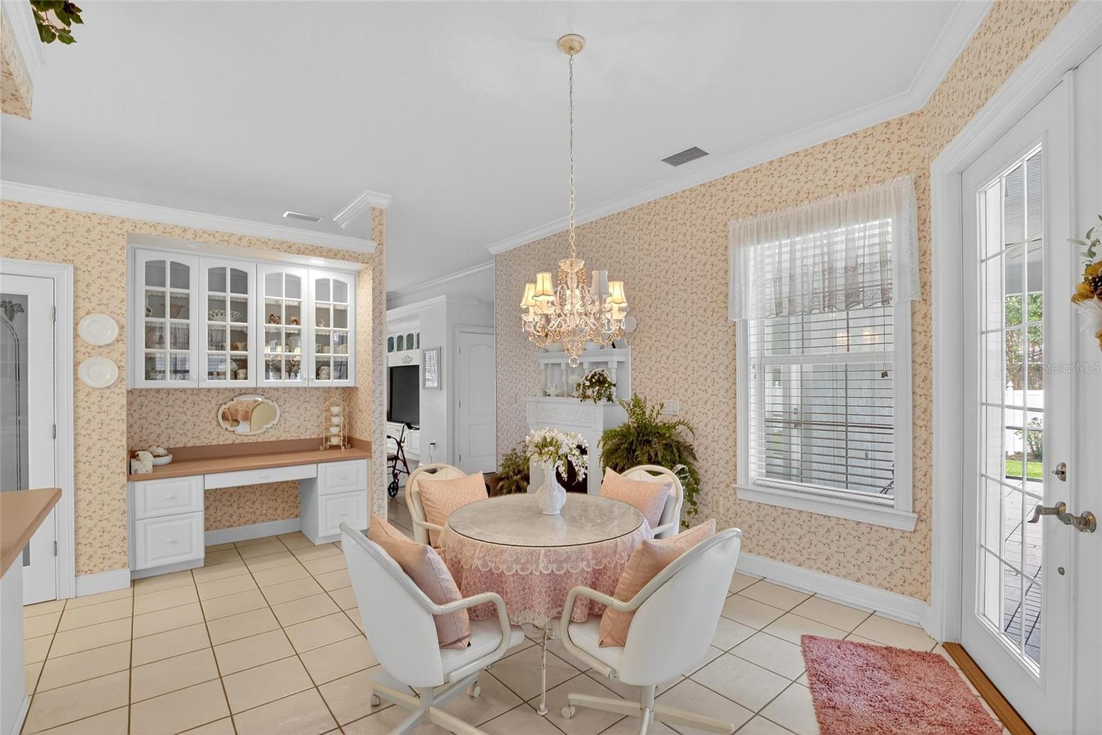 Image 19 of 30 For 940 Ashton Oaks Circle