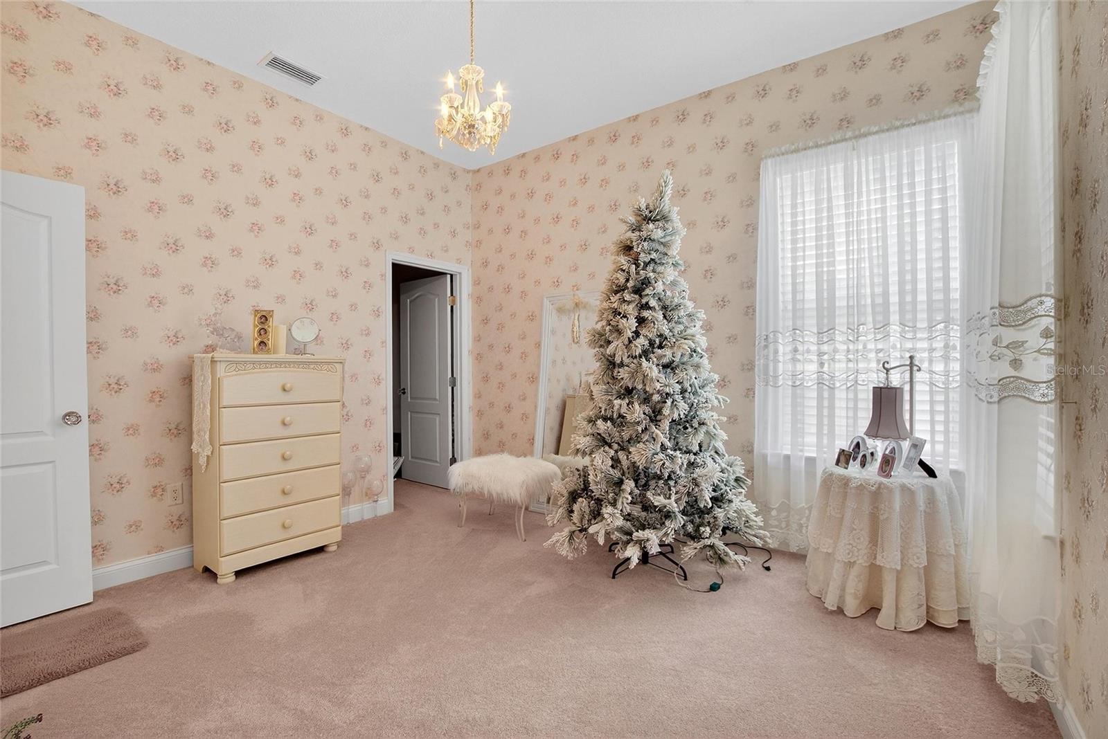 Image 21 of 30 For 940 Ashton Oaks Circle