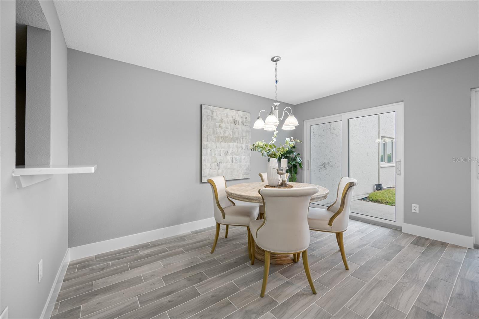 Image 11 of 40 For 1401 Gulf Boulevard 113