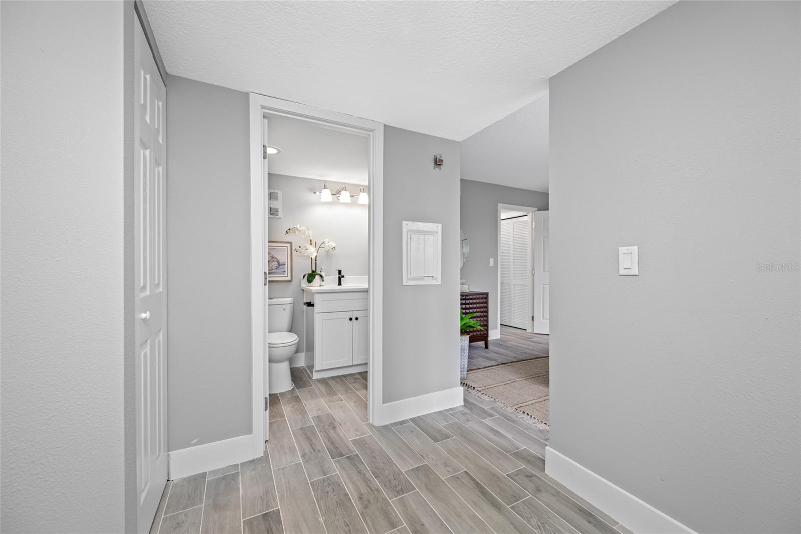 Image 18 of 40 For 1401 Gulf Boulevard 113