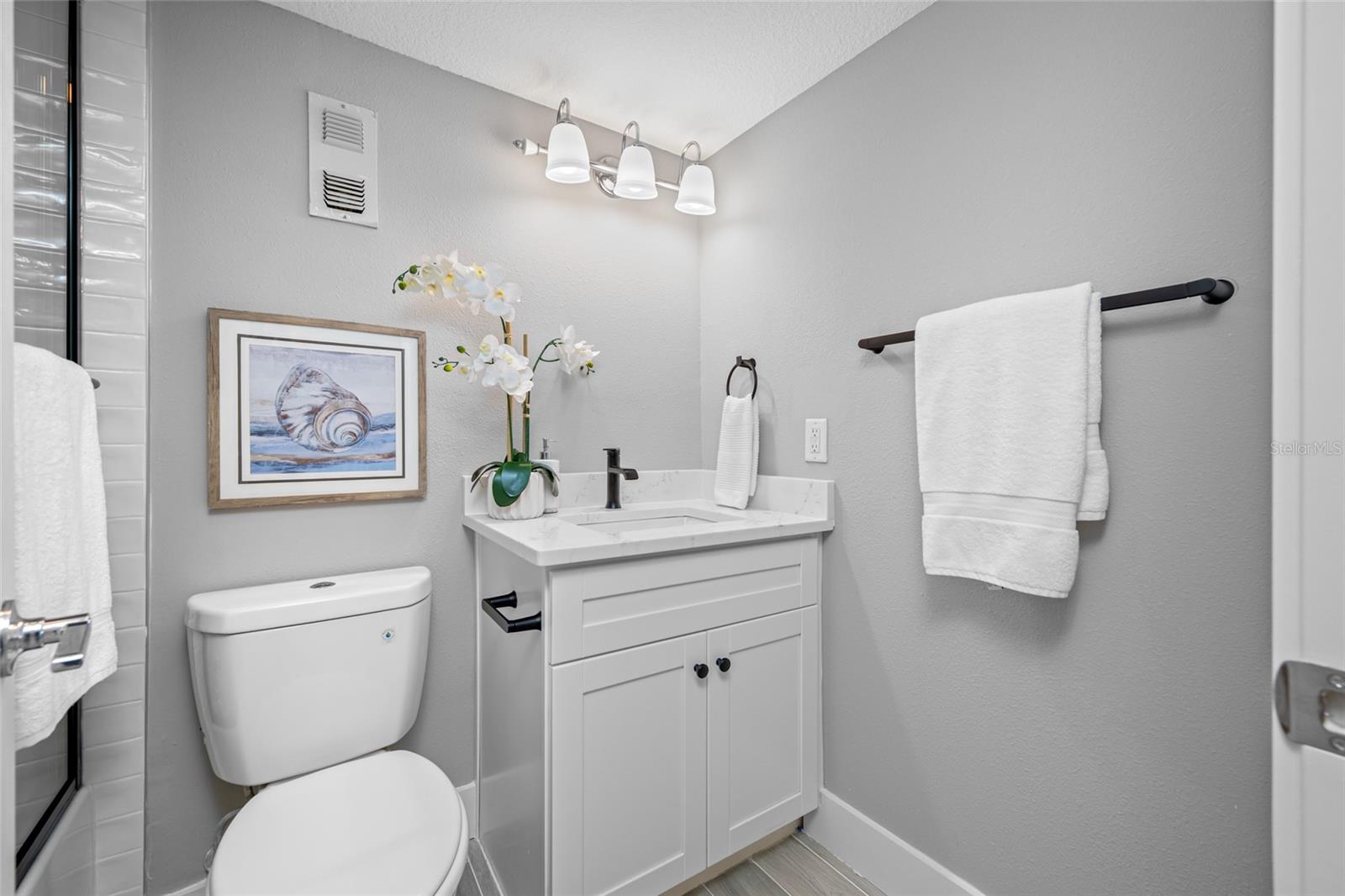 Image 24 of 40 For 1401 Gulf Boulevard 113