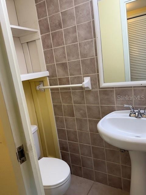 Image 10 of 31 For 1051 79th Avenue N 212