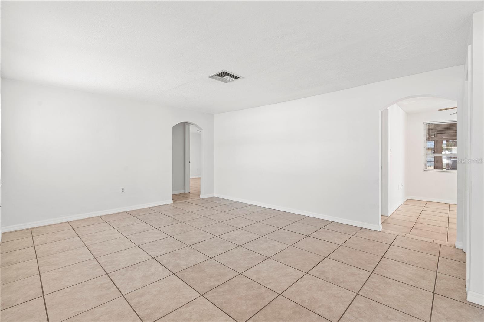 Image 12 of 50 For 1164 Chelsea Lane