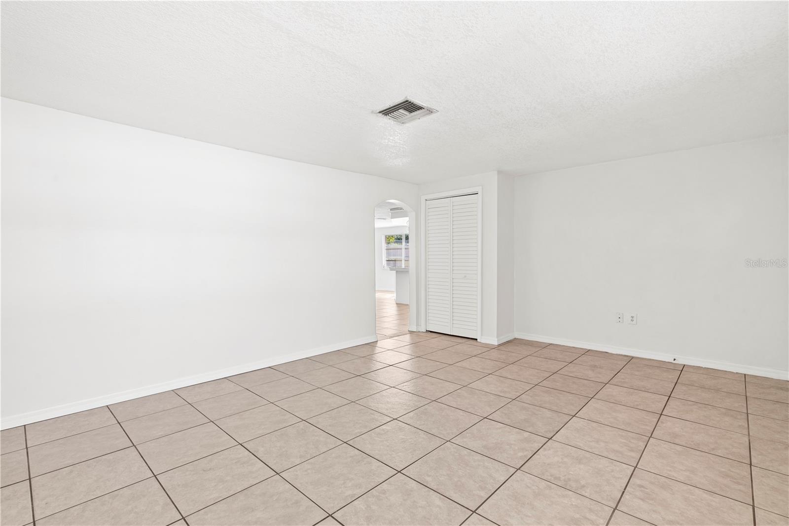 Image 13 of 50 For 1164 Chelsea Lane