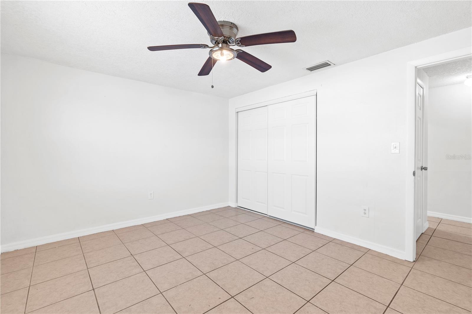 Image 32 of 50 For 1164 Chelsea Lane