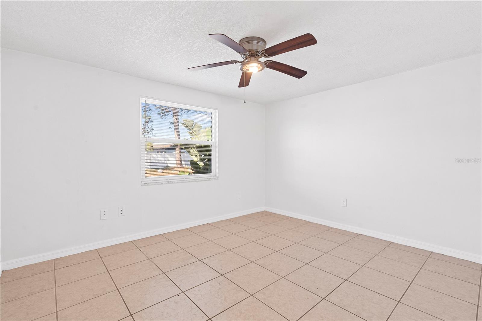 Image 33 of 50 For 1164 Chelsea Lane