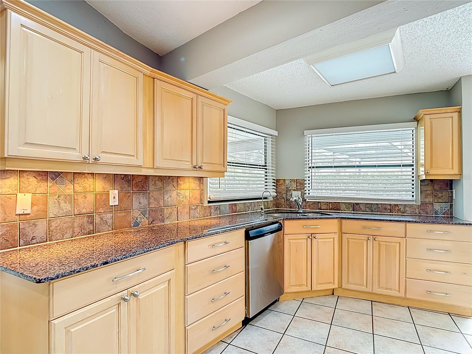 Image 19 of 86 For 1736 Pine Creek Court