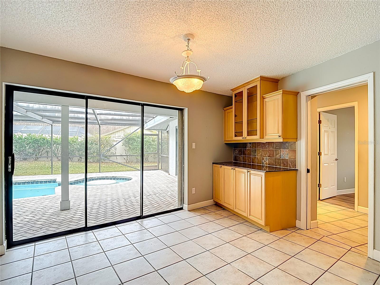 Image 28 of 86 For 1736 Pine Creek Court