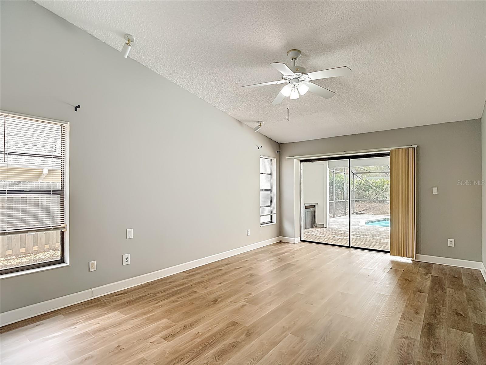 Image 41 of 86 For 1736 Pine Creek Court