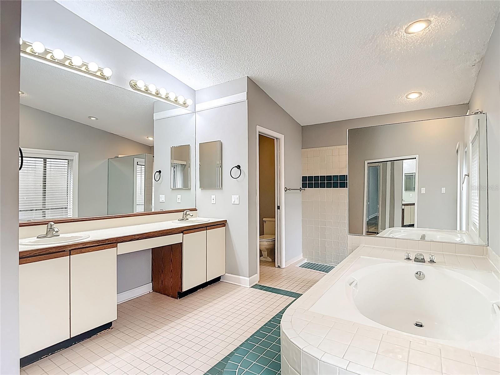 Image 47 of 86 For 1736 Pine Creek Court