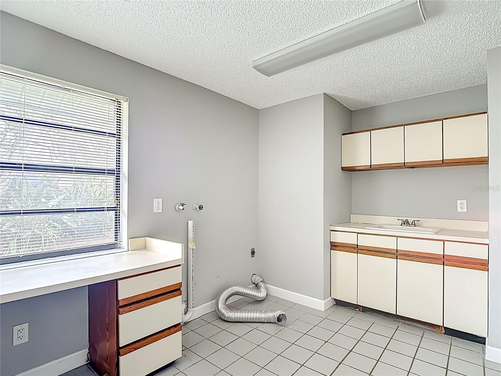 Image 70 of 86 For 1736 Pine Creek Court