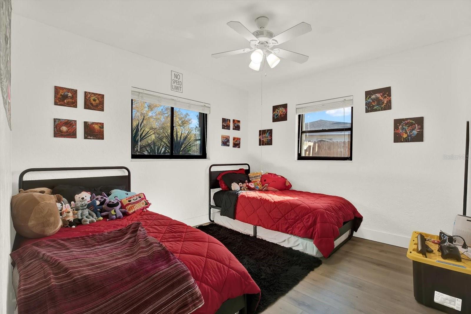 Image 16 of 29 For 6060 39th Avenue N