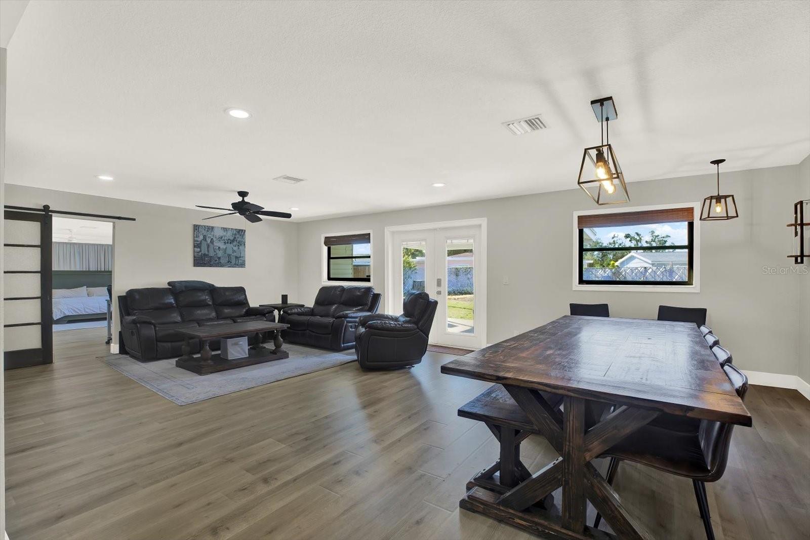 Image 21 of 29 For 6060 39th Avenue N