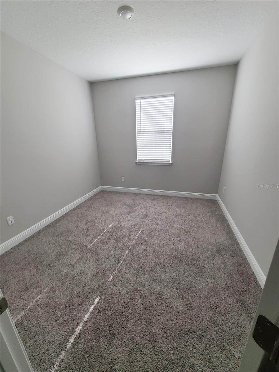 Image 11 of 29 For 2518 Warren Acres Boulevard