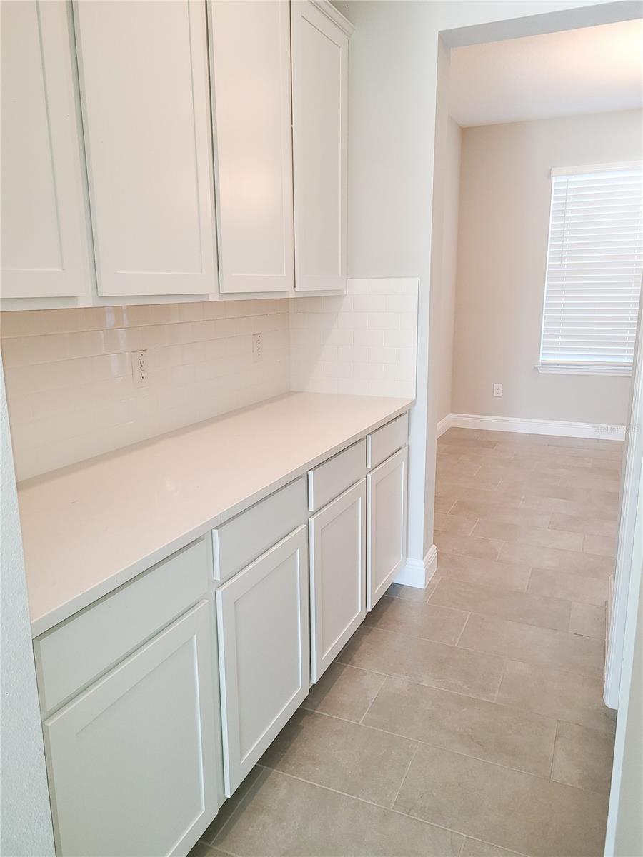 Image 6 of 29 For 2518 Warren Acres Boulevard