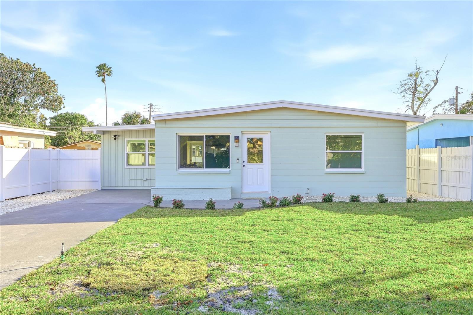 Details for 620 53rd Avenue S, ST PETERSBURG, FL 33705