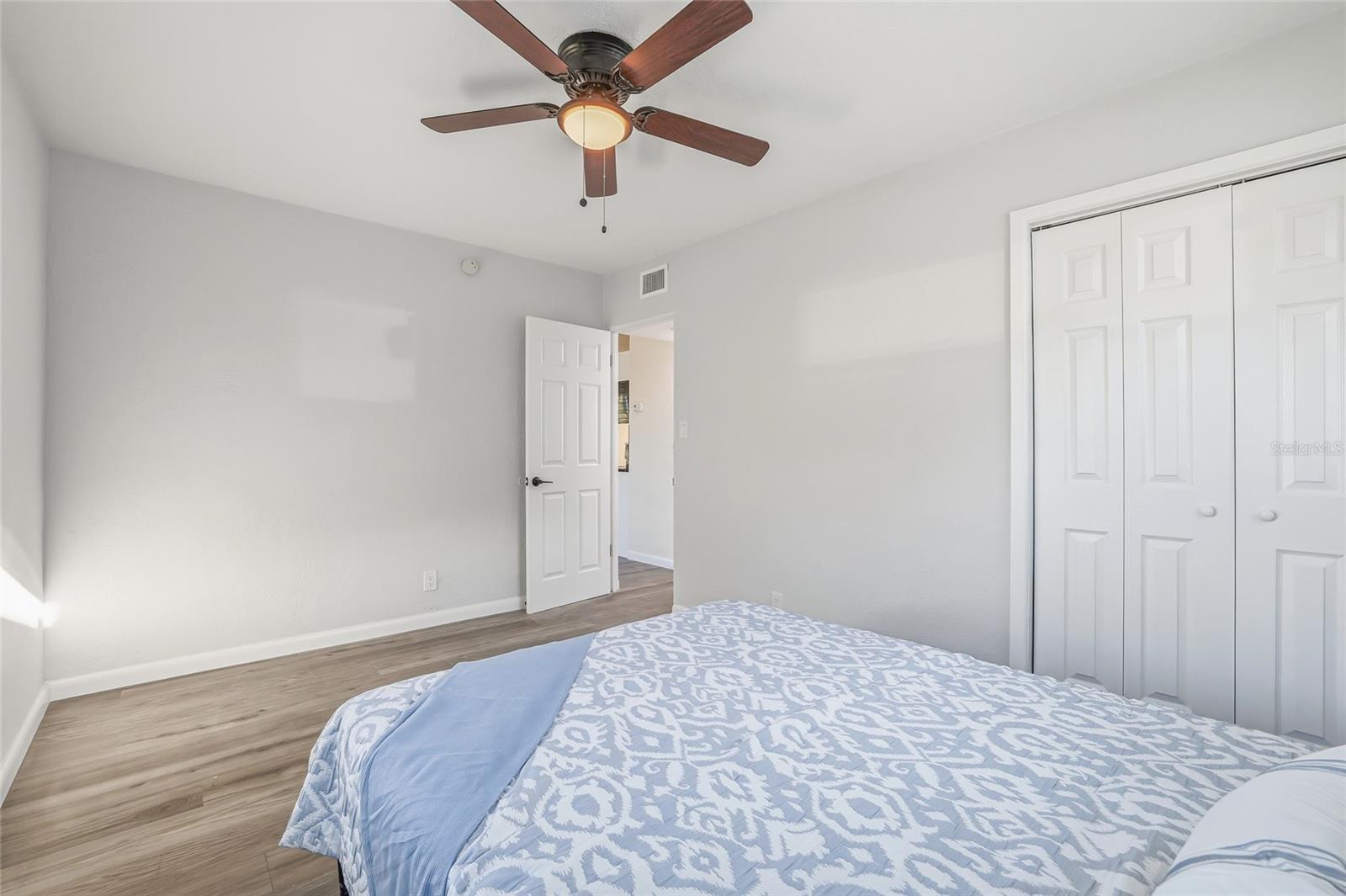 Image 10 of 25 For 620 53rd Avenue S