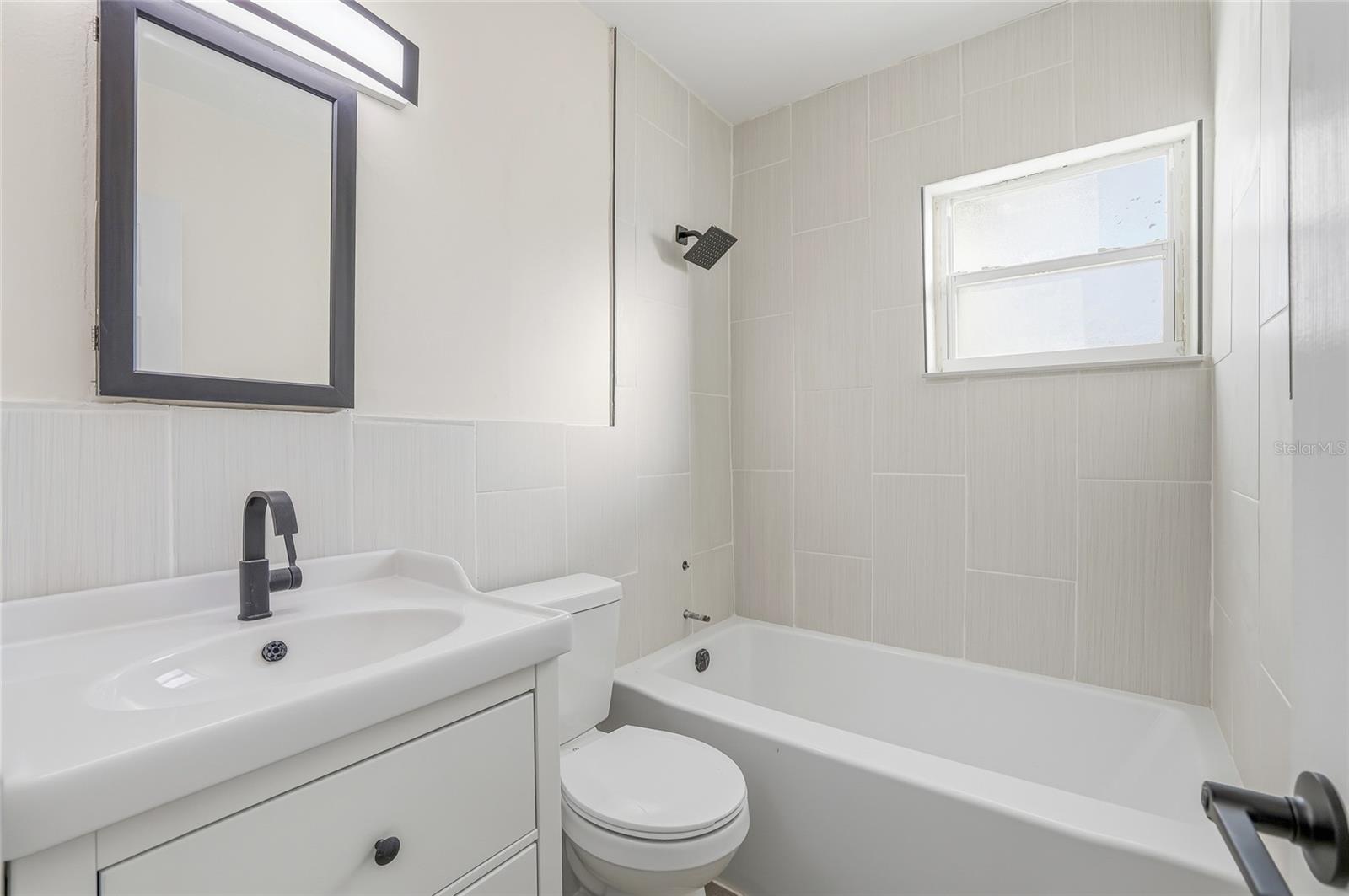 Image 11 of 25 For 620 53rd Avenue S