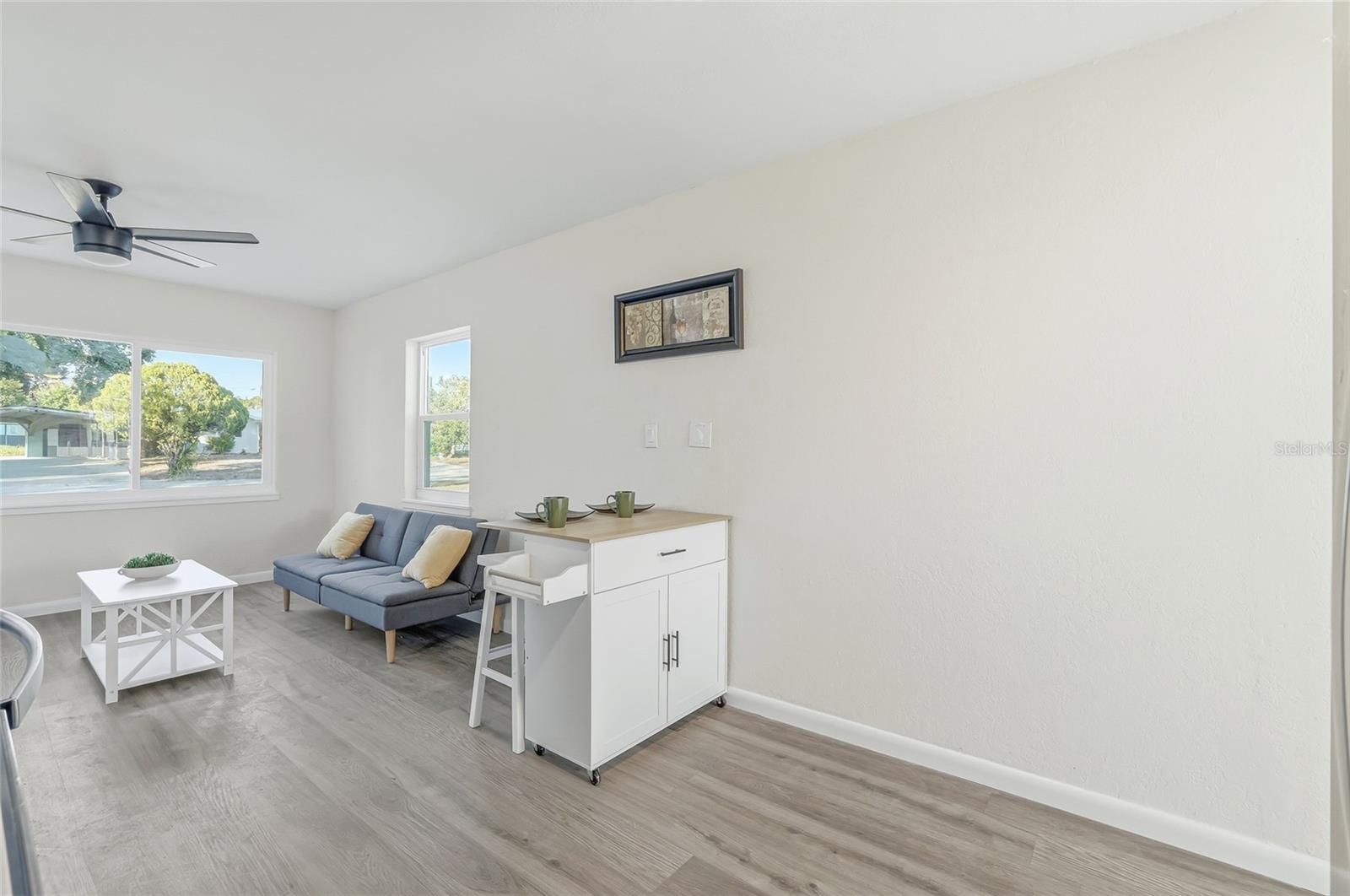 Image 8 of 25 For 620 53rd Avenue S