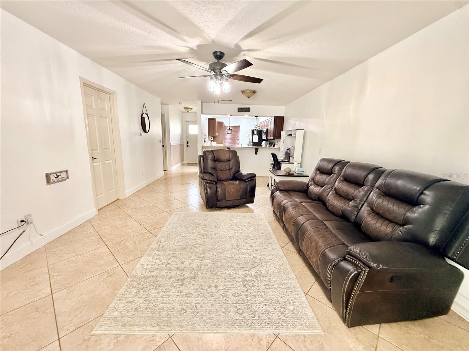 Image 18 of 54 For 1046 Samms Avenue