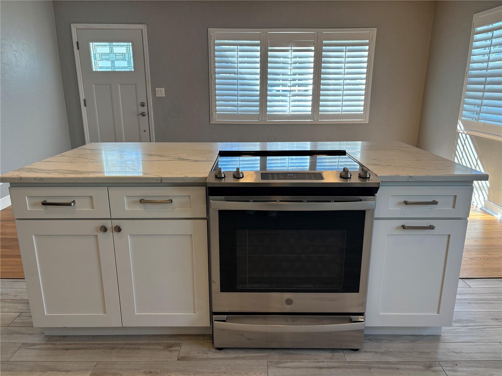 Image 10 of 36 For 2919 12th Avenue N