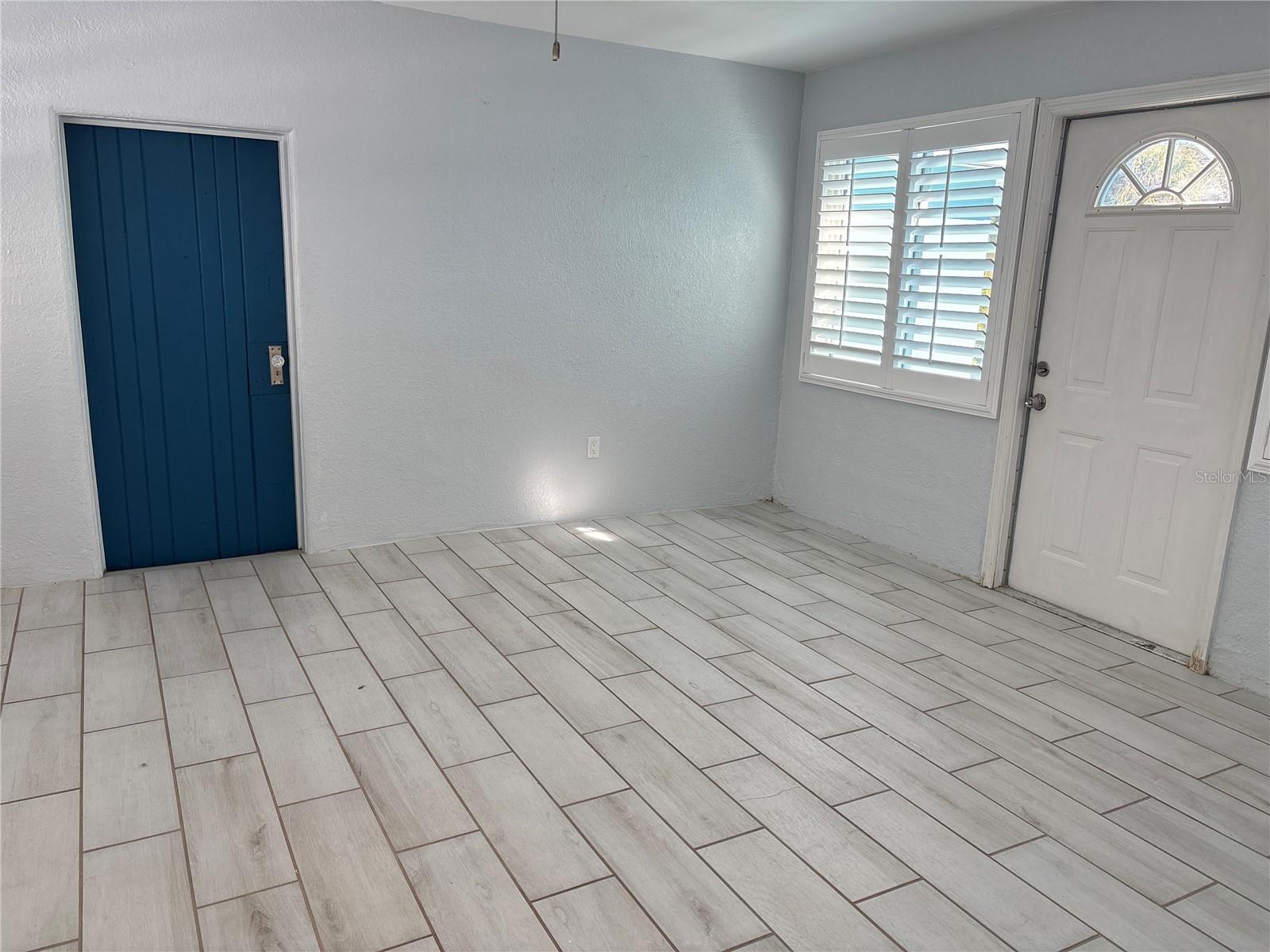 Image 23 of 36 For 2919 12th Avenue N