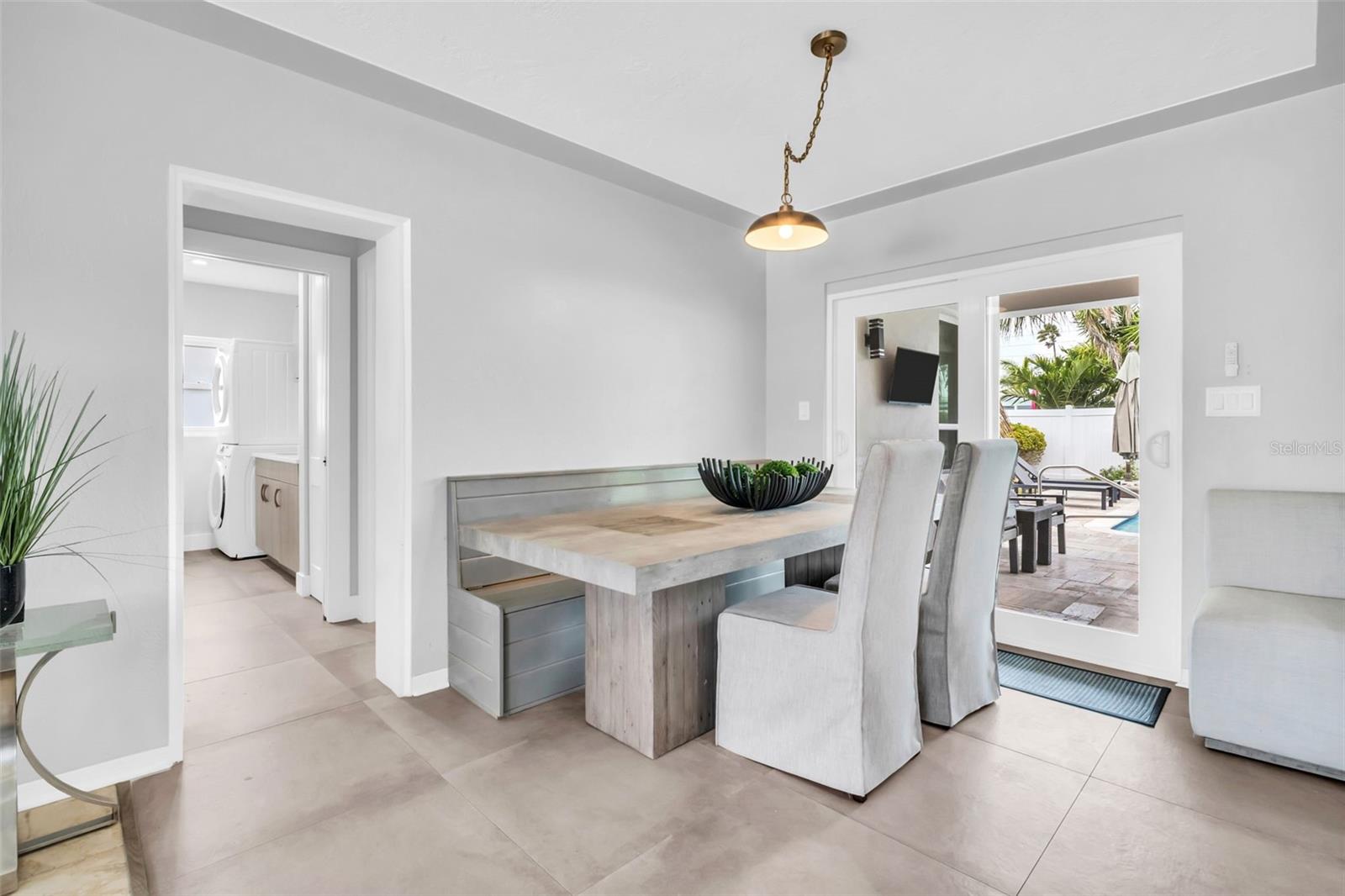 Image 20 of 79 For 2220 Vina Del Mar Boulevard