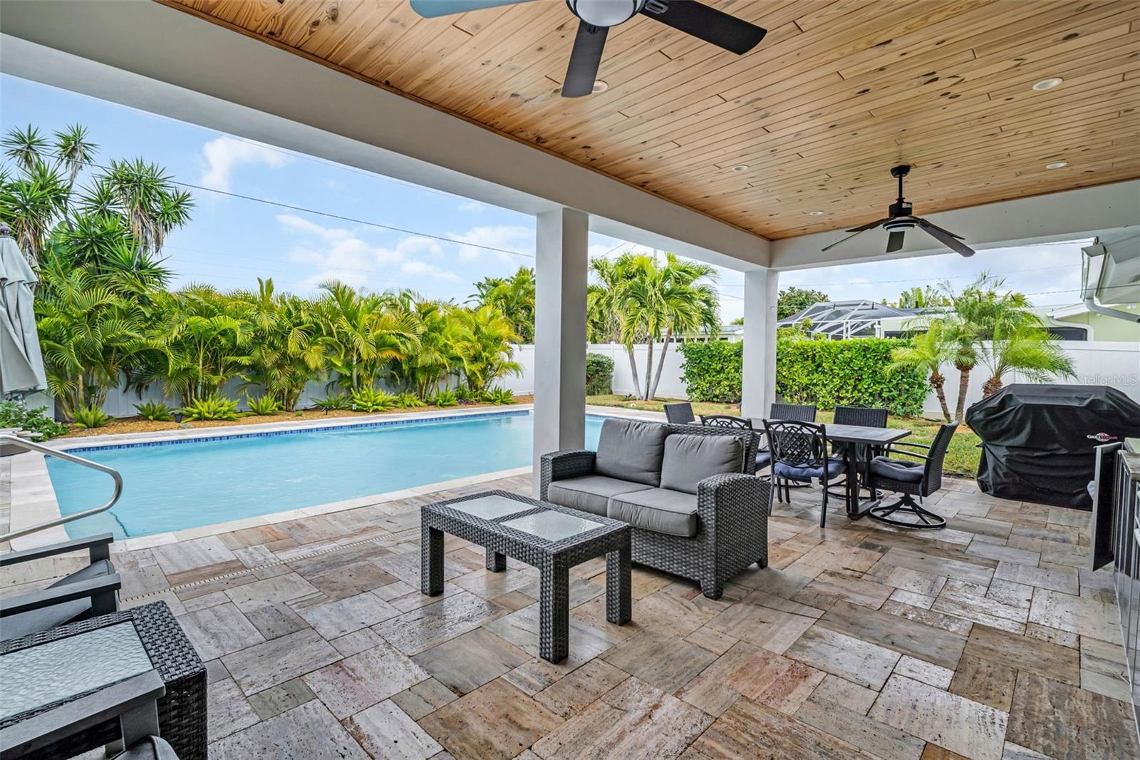 Image 3 of 79 For 2220 Vina Del Mar Boulevard