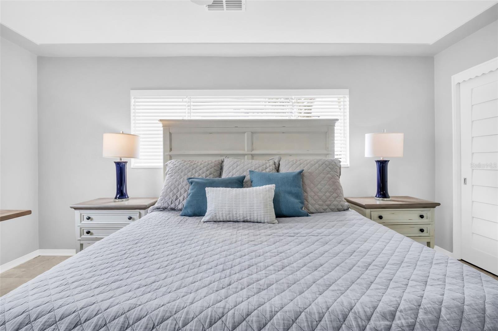 Image 42 of 79 For 2220 Vina Del Mar Boulevard